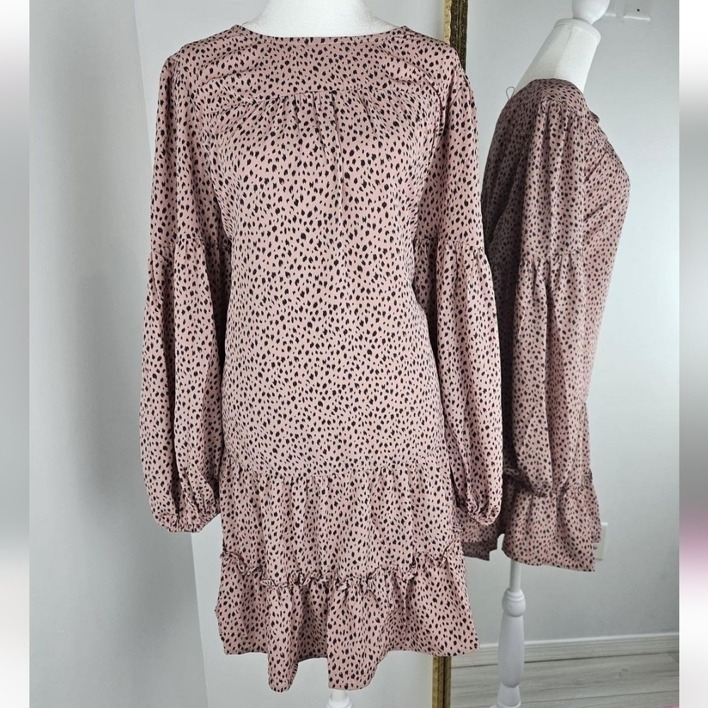 Plus Size Blush Leopard Print Long Sleeve‎ Ruffle Hem Flare Dress – Animal Print - Picture 3 of 3